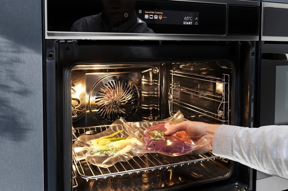 How to clean oven