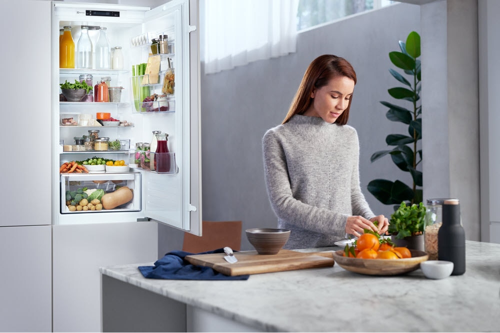Vì sao ngăn mát tủ lạnh bị đóng đá và các cách khắc phục