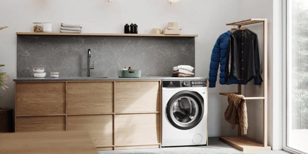 Cách giặt các loại áo khoác, áo phao, áo da bằng máy giặt | Electrolux Việt Nam