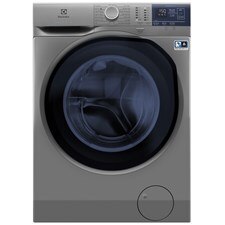 8kg UltimateCare 700 washing machine