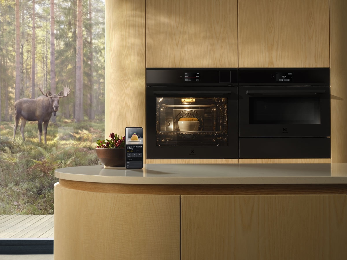 Electrolux-AI-TasteAssist-oven.jpg
