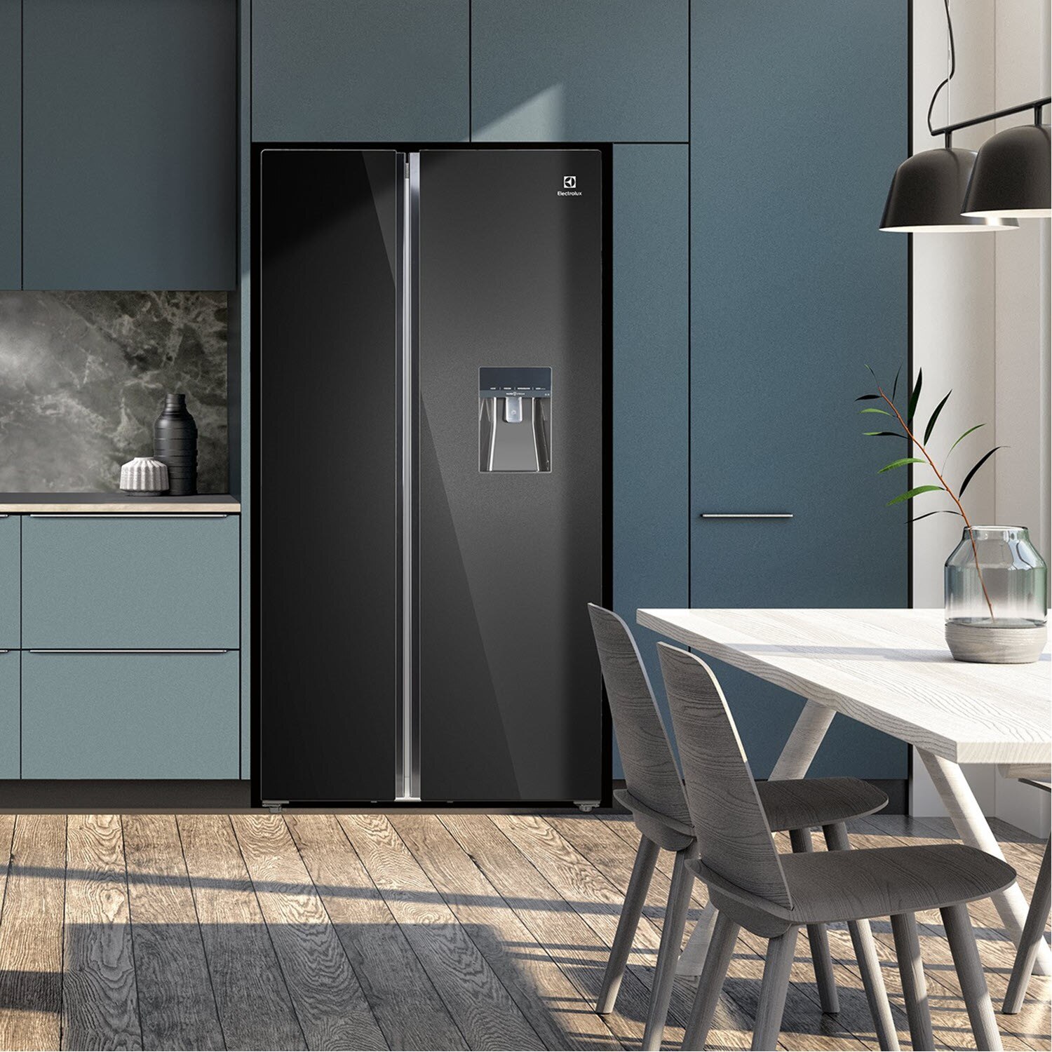 Electrolux 619L side by side refrigerator UltimateTaste 700