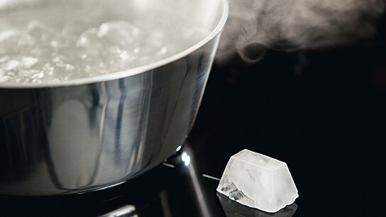 Bề mặt luôn nguội và điều khiển an toàn